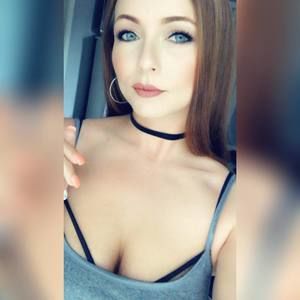 Meet your Posher, Carrie